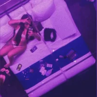 issawife_t webcam