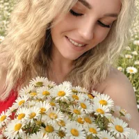 Yourblonde_69's Avatar Pic