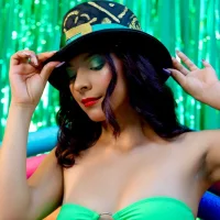 รูปโปรไฟล์ของ AnnyJhons_