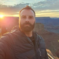 bustindeeznuts's Profile Pic