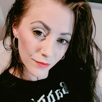 Valkryieloves's Profile Pic