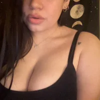 erickaaraee2202's Avatar Pic