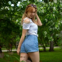 EmiliaSexy's Profile Pic