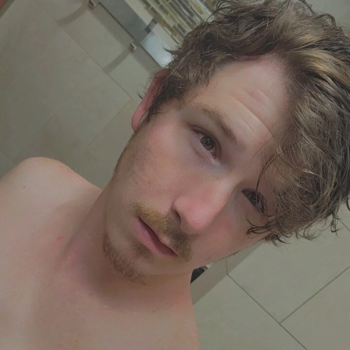 newher33 profile photo