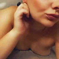 HotJean1995's Profile Pic