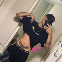 LuenOk-'s Avatar Photo