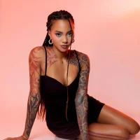 LizStorm_ webcam