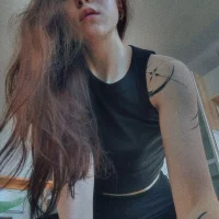 Gambar Profil AubrieYoung