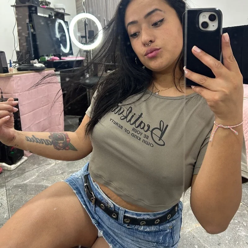 jjulietha95 live cam profile