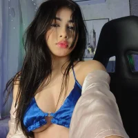 Dayana_tiny