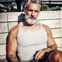 AE57_90's Profile Pic