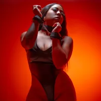 Dihana_Solis's Profile Pic