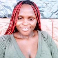 queendebbie's Avatar Pic