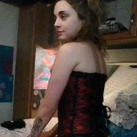 Foto do perfil de LilKinkyKiwi