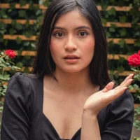 Alice_Tayllor's Avatar Pic