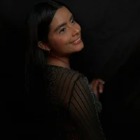 Madeline_Foxxxy's Avatar Pic