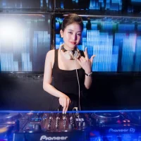 Momo55688's Profile Pic