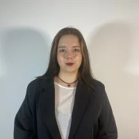 SadeHurless's Profile Pic