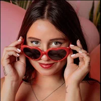 SARHA_ANTONELLI Adlı Modelin Avatarı