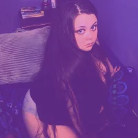 صورة الملف الشخصي لـ paranoidbrat