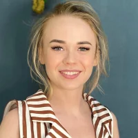 AnikaMoore's Profile Pic