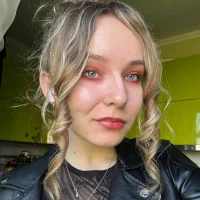 YokoDarnley's Profile Pic