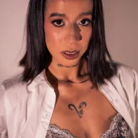 IsabellaPhil model avatar