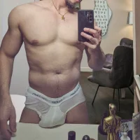 Slika avatara modela SimoCorleone