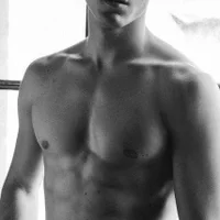 Slika avatara modela Poliglotjoe1