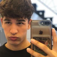 PRETTY_COCK1 头像图片