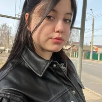Kira_Mooree's Profile Pic