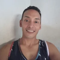 yonhot69's Profile Pic
