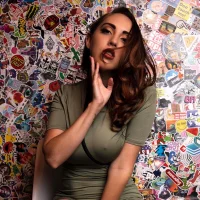 Gambar Profil NickeyHuntsman