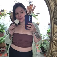 Vicktoria_Foxy's Avatar Pic