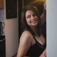 AprilRollins's Profile Pic