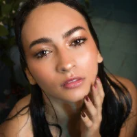 Daphne_Rosse's Avatar Pic