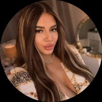 תמונת אוואטר של SelenaLuxxx
