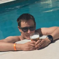 DutchGuy001's Profile Pic