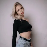 MonicaTurn's Profile Pic