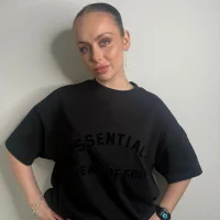 RosariaFrease's Profile Pic