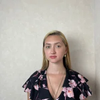 AshlySnou's Avatar Photo