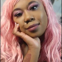 LucyMack's Profile Pic