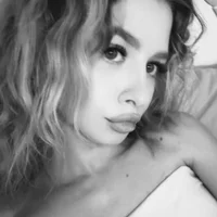 UdeleAcomb's Profile Pic