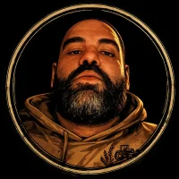Imagem de avatar de refiosu
