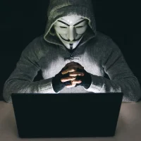 Robert5525's Profile Pic