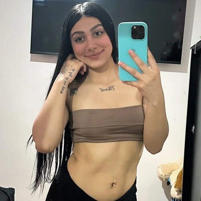 Mariana_Hank Stripchat profile image