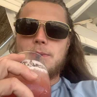 blueeyedtarzan's Profile Pic