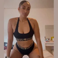 Roxanalazzy's Avatar Pic