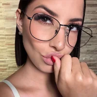 luvely_unique_'s Avatar Pic