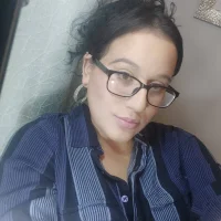 DaisyFlores's Profile Pic